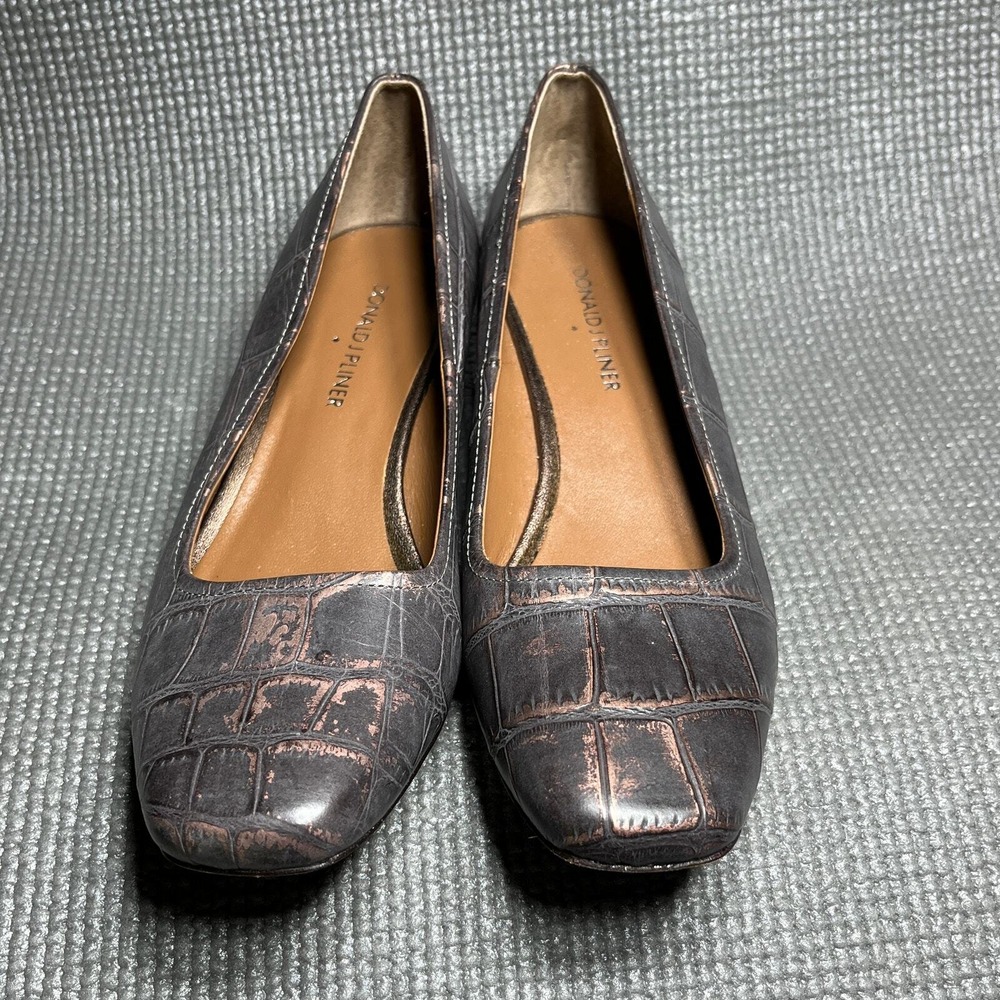 Donald J. Pliner Pisa Pumps Heels Womens Size 7N Copper Metallic Leather Wedge - Picture 2 of 9